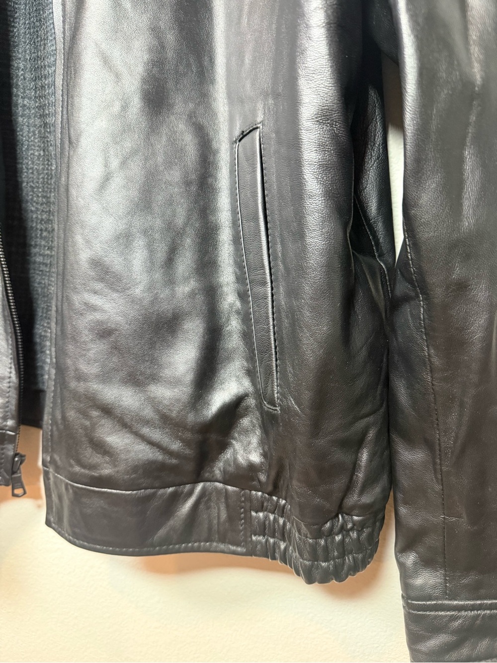 Tommy Hilfiger Black Leather Bomber Jacket - Picture 5 of 10